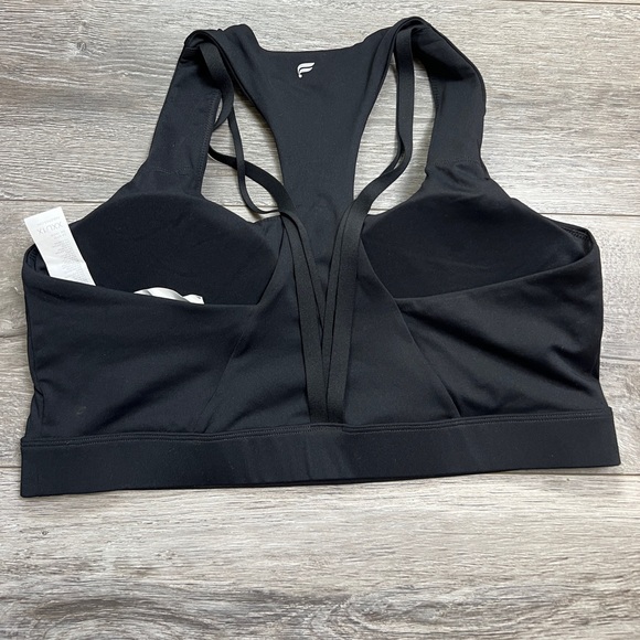 Fabletics Women's Strappy Black Sports Bra Size XXL/ 1X - Picture 7 of 10
